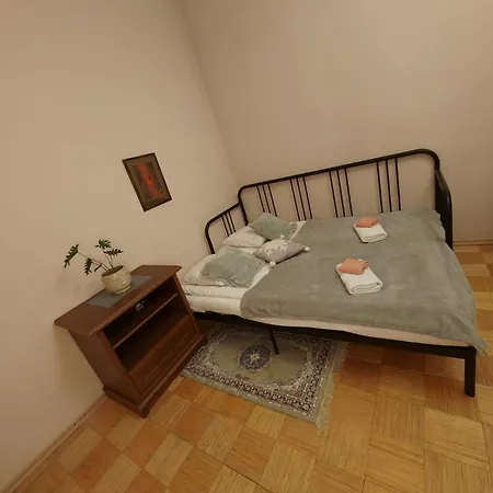 Apartment Cozy, Spacious Gertruda Self Chek In 20 Min To Old With Car 5 Min *